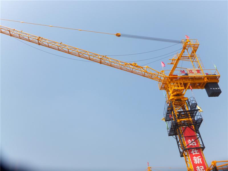 動臂式塔機3T與塔吊租賃服務(wù)解析